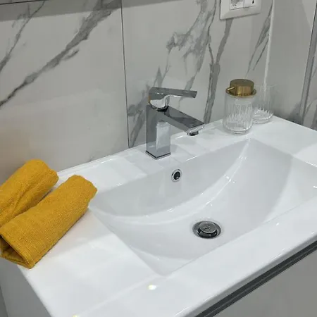 Relais Paradise Apartamento Castello di Cisterna